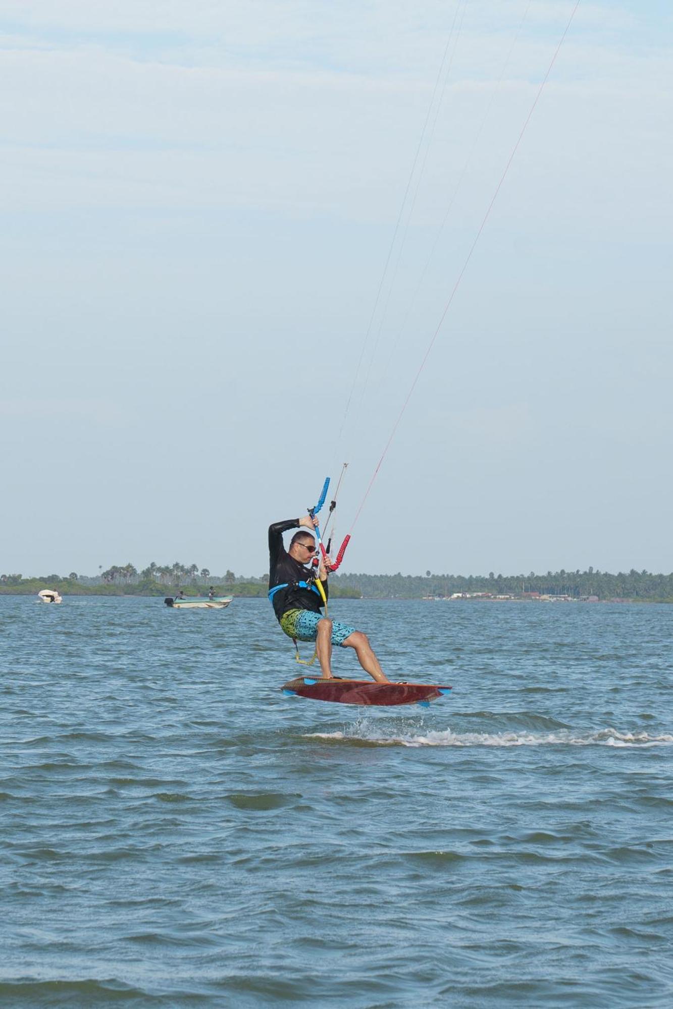 Valampuri Kite Resort كالبيتيا المظهر الخارجي الصورة